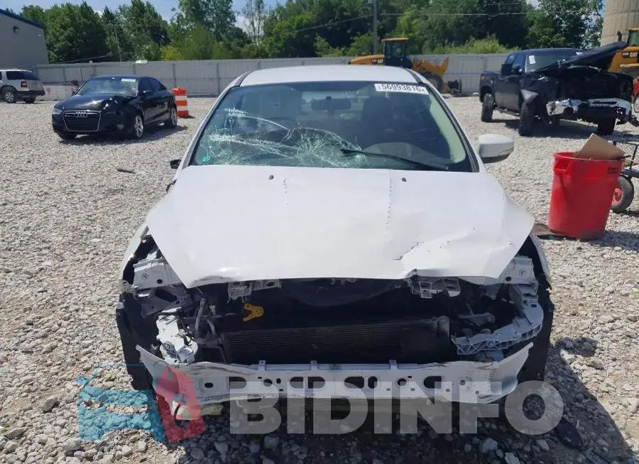 1FADP3F20HL292014 Photo# 5