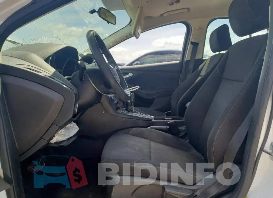 1FADP3F20HL292014 Photo# 7