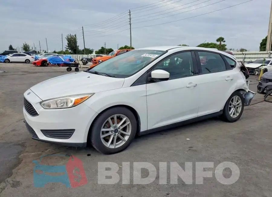 1FADP3K20JL218006 Photo# 1