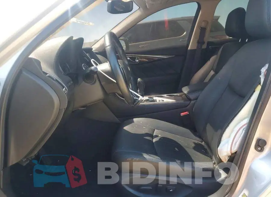 JN1EV7AR2KM557956 Photo# 7