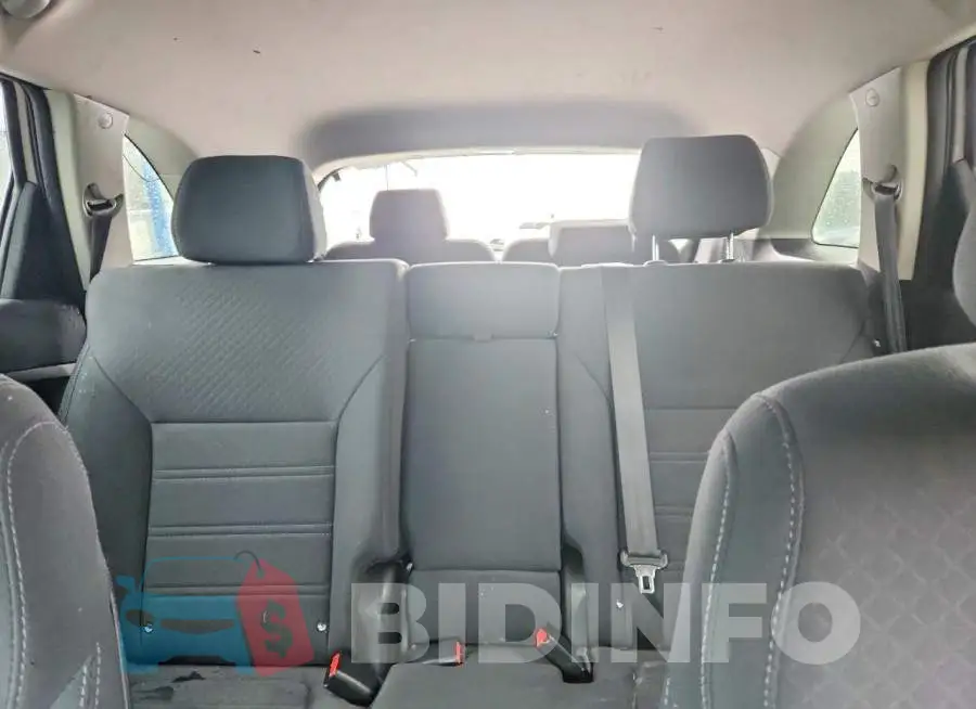 5XYPG4A30JG415762 Photo# 10