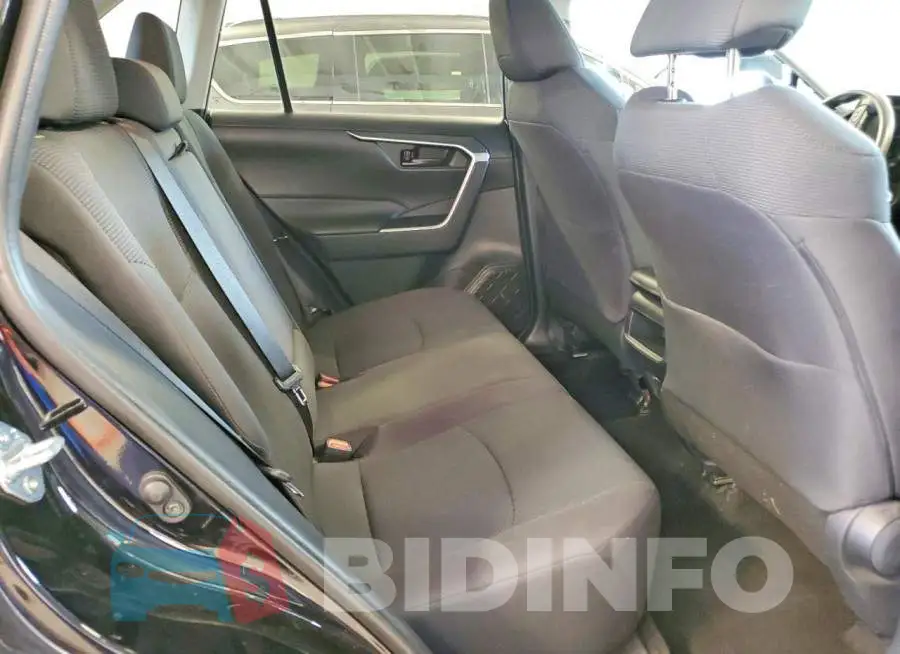 2T3F1RFV6MC216999 Photo# 11