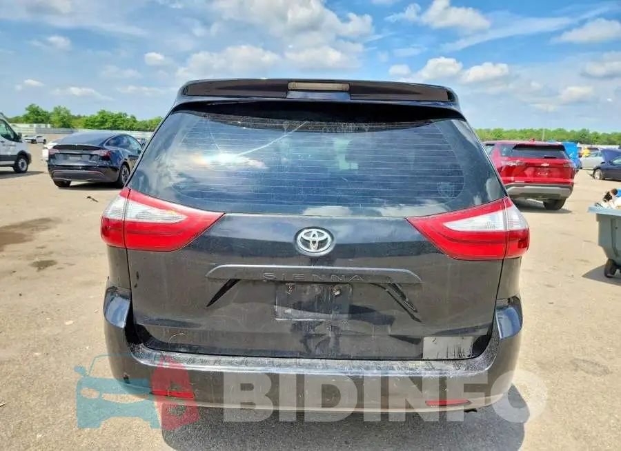 5TDZZ3DC7HS836738 Photo# 6