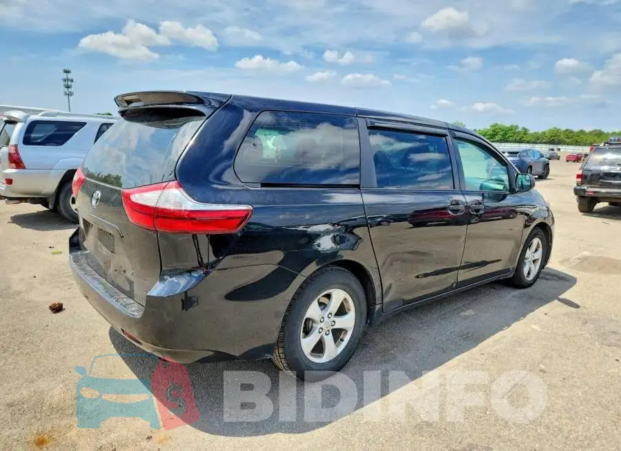 5TDZZ3DC7HS836738 Photo# 3