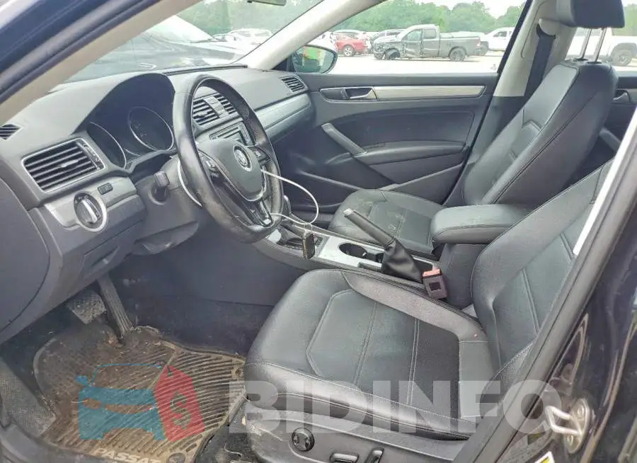 1VWLA7A37KC008476 Photo# 7