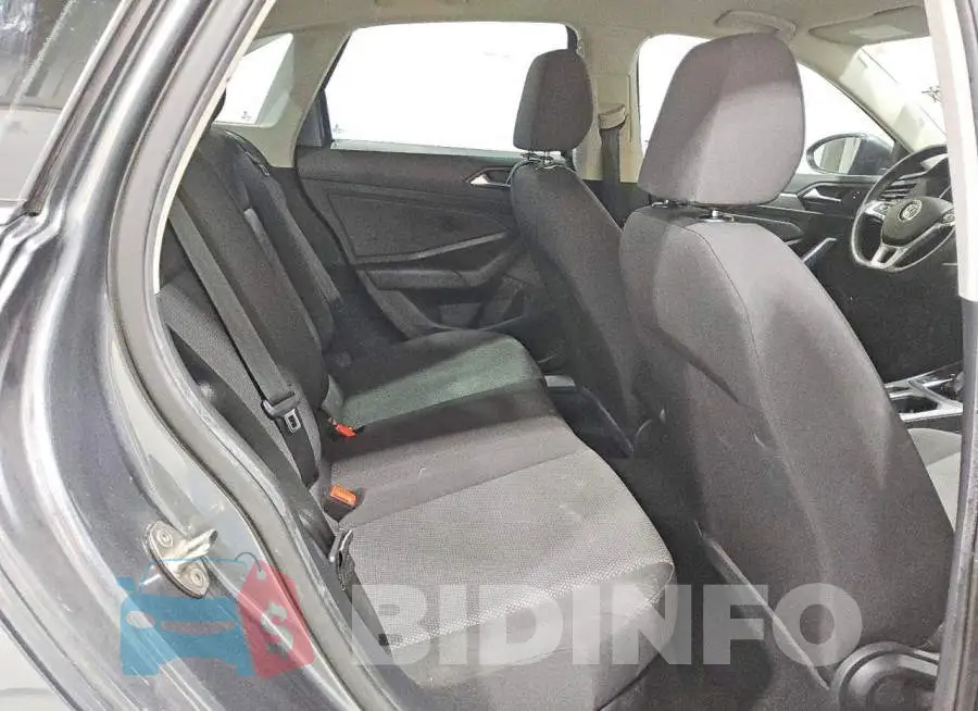 3VWCB7BU4KM270037 Photo# 10