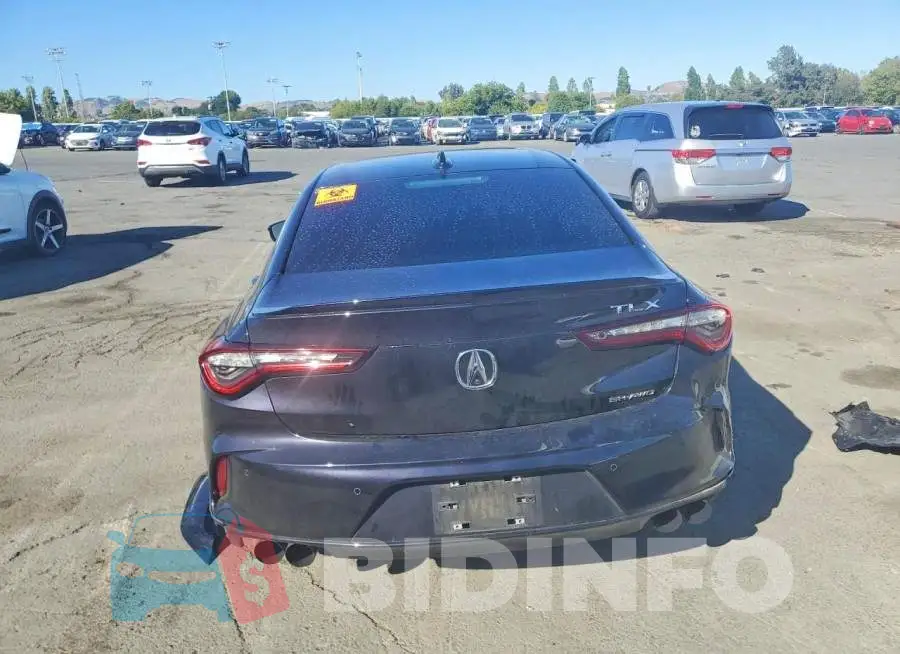 19UUB6F69MA000767 Photo# 6