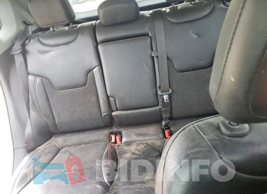 3C4NJDDB0LT195367 Photo# 10