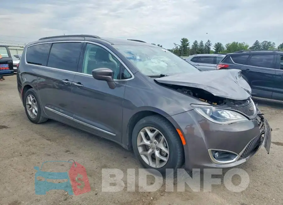 2C4RC1BG2HR514416 Photo# 4