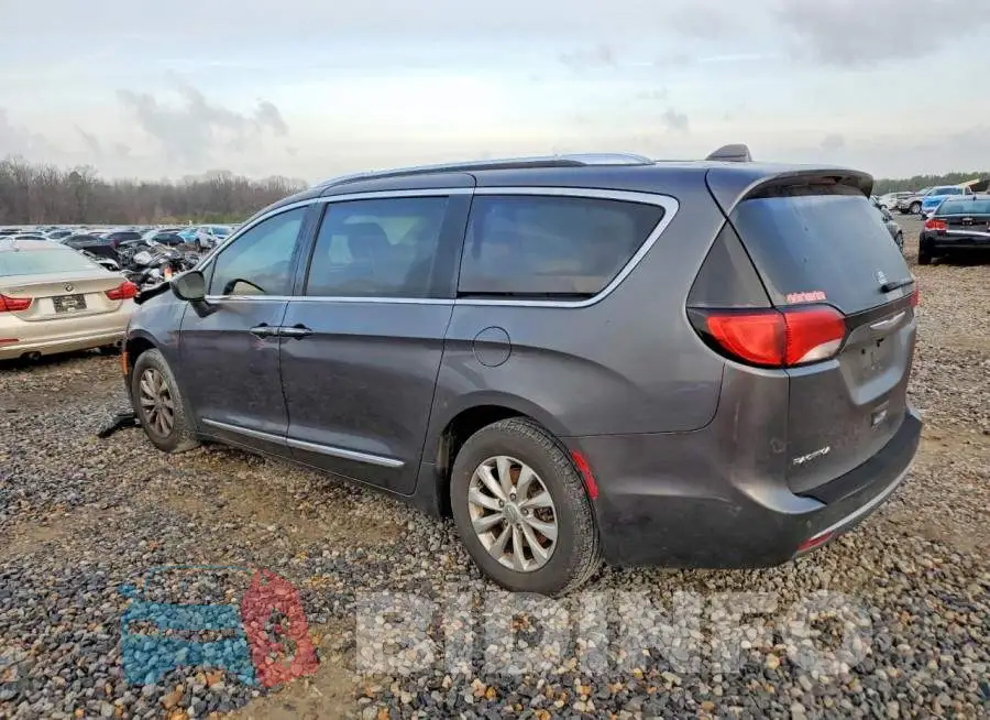 2C4RC1BG6JR118947 Photo# 2