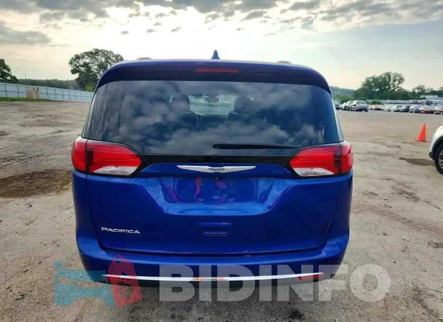 2C4RC1EG5KR686944 Photo# 6