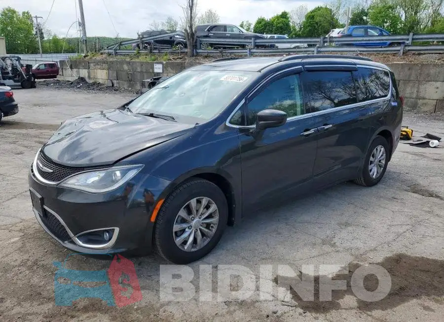 2C4RC1FG7JR128557 Photo# 1