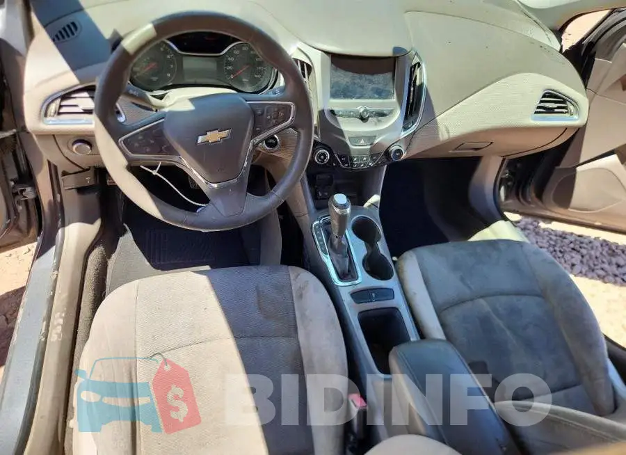 1G1BE5SM8J7143996 Photo# 8