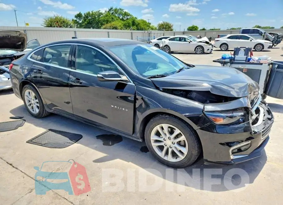 1G1ZD5ST5JF148278 Photo# 4