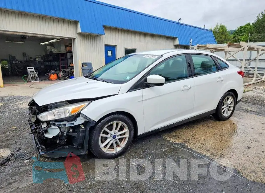 1FADP3F22JL236937 Photo# 1