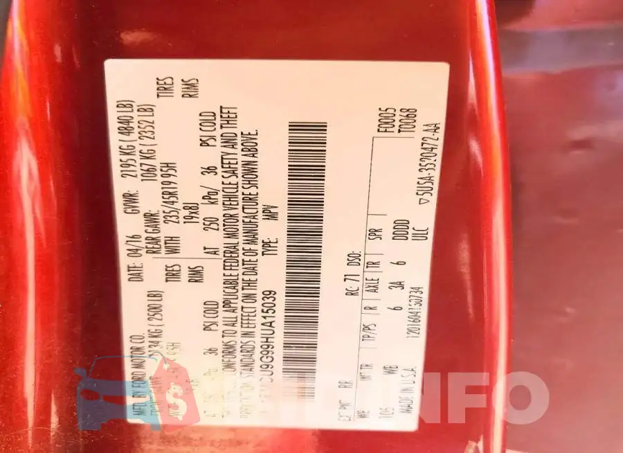 1FMCU9G99HUA15039 Photo# 13