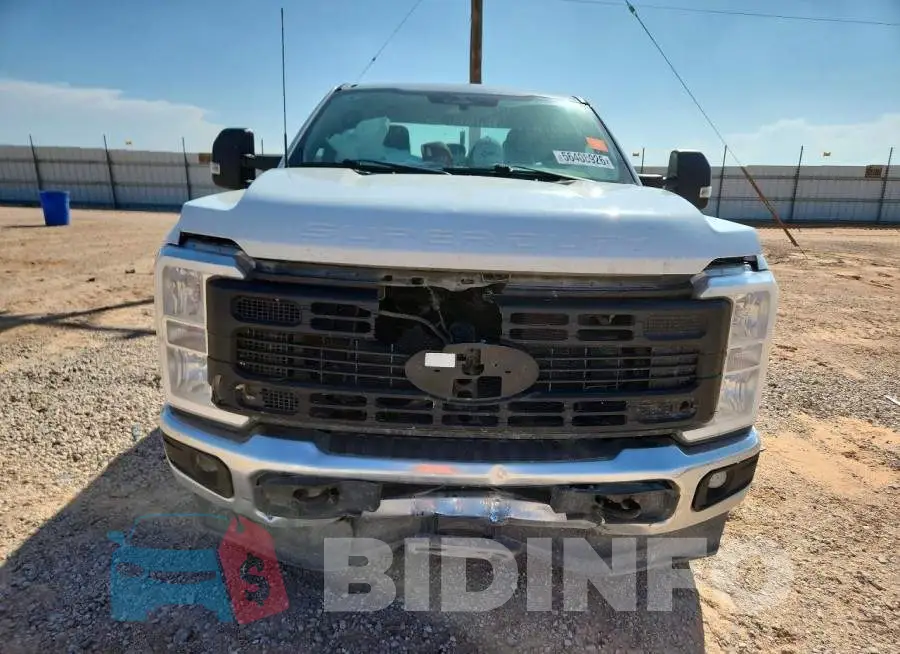 1FT7X2BA9PED94641 Photo# 5