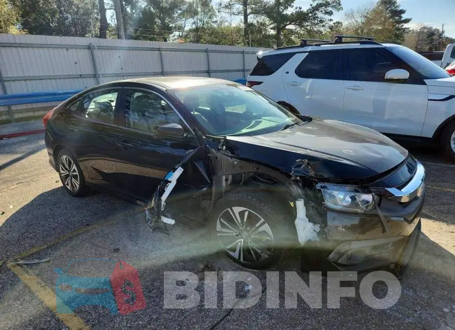 19XFC1F37HE005868 Photo# 4
