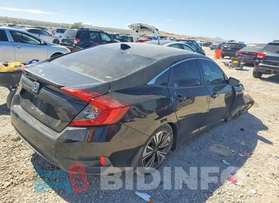 19XFC1F78HE009401 Photo# 3