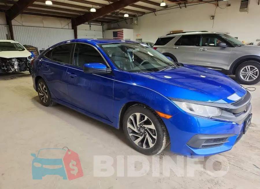 19XFC2F70HE206729 Photo# 4