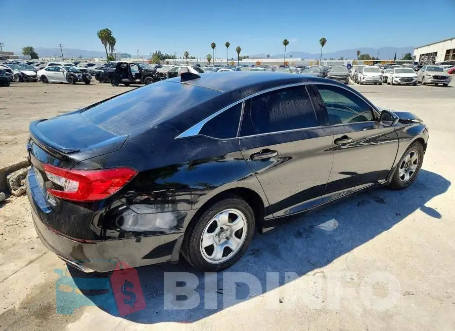 1HGCV2F30MA028345 Photo# 3