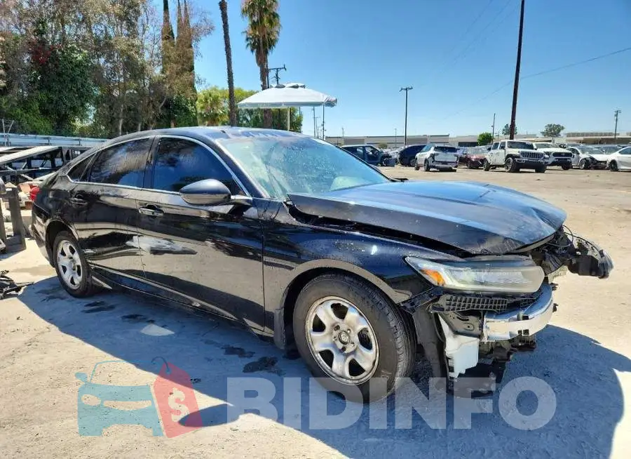 1HGCV2F30MA028345 Photo# 4