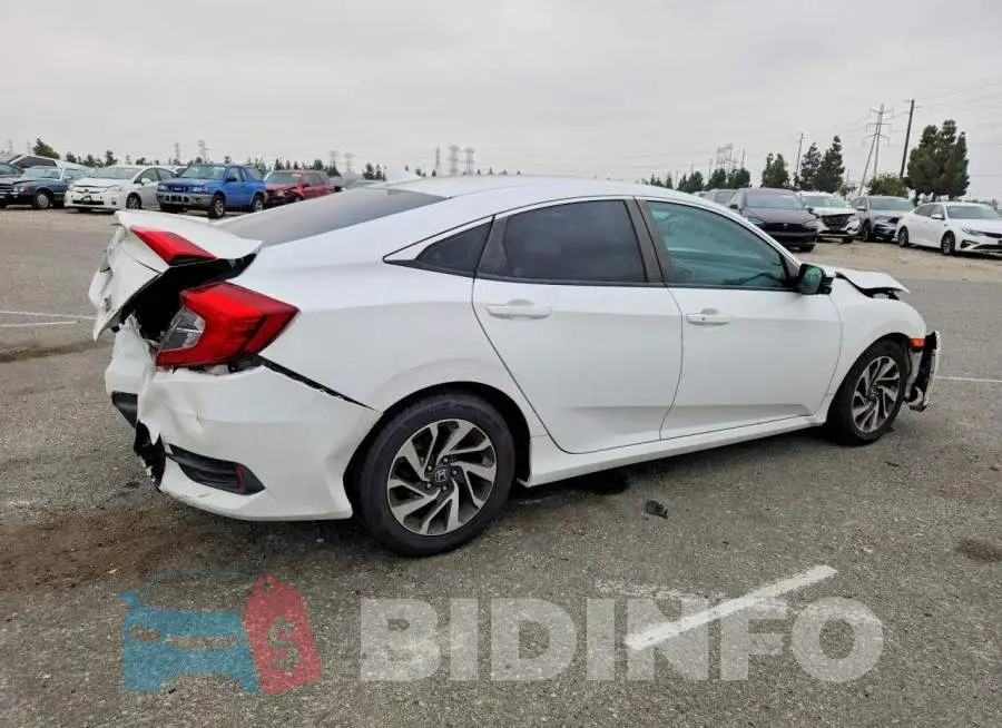 2HGFC2F7XHH525612 Photo# 3