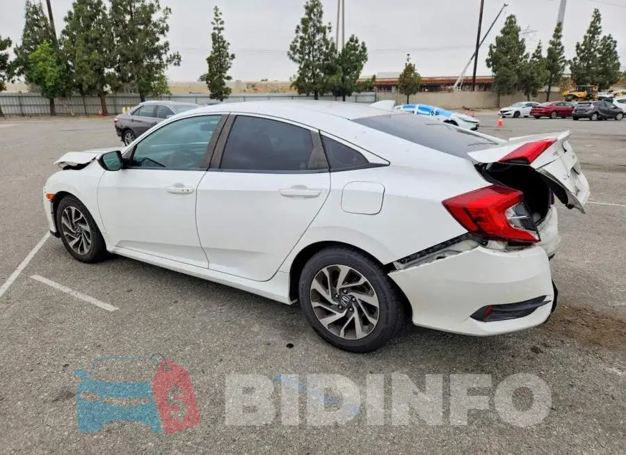 2HGFC2F7XHH525612 Photo# 2