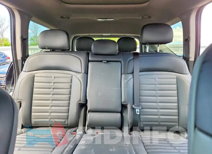 KNDADFS53T6070405 Photo# 10