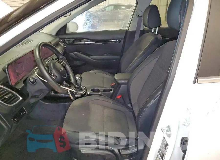 KNDEUCAA8R7628721 Photo# 7