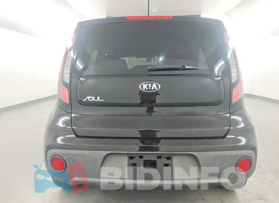 KNDJN2A2XH7460559 Photo# 6