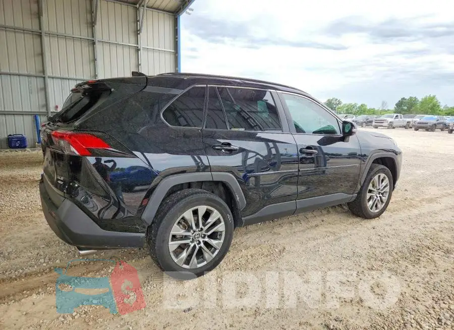 2T3A1RFV8PC367955 Photo# 3