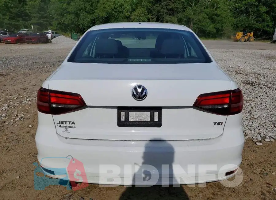 3VW2B7AJ2HM414762 Photo# 6
