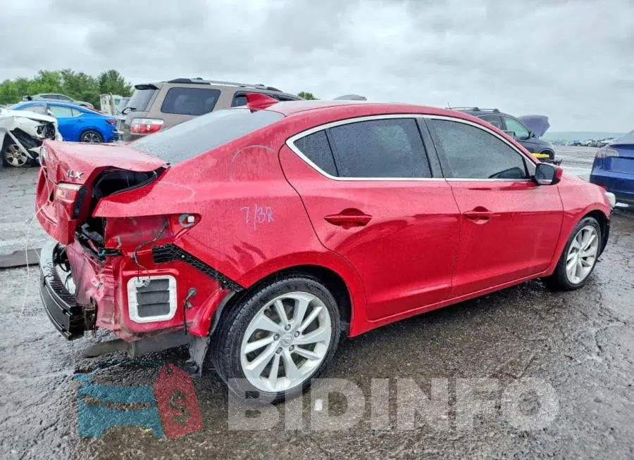 19UDE2F35JA007989 Photo# 3