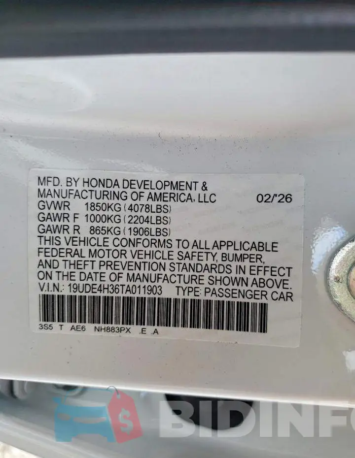 19UDE4H36TA011903 Photo# 12
