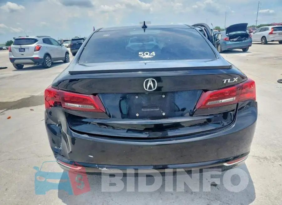 19UUB1F3XHA010402 Photo# 6