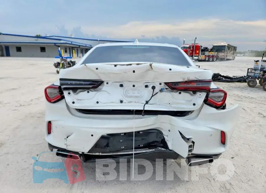 19UUB5F51NA002015 Photo# 6