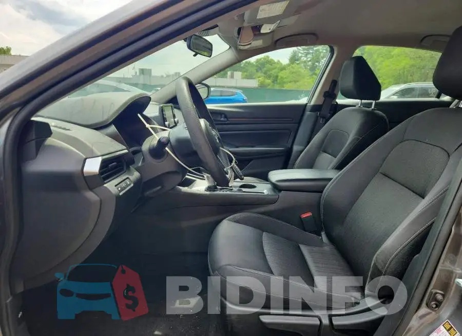 1N4BL4BV2PN329138 Photo# 7