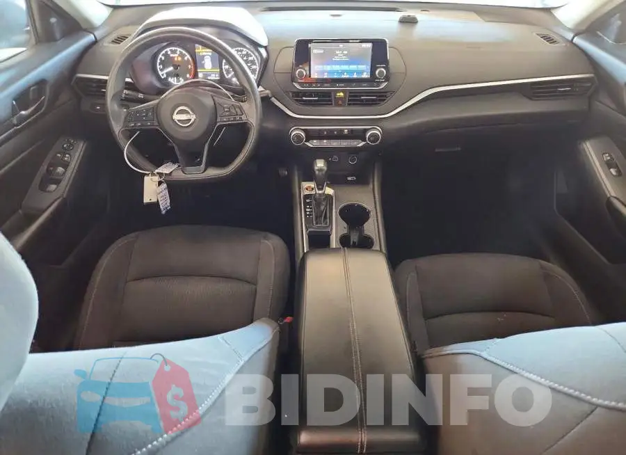 1N4BL4BV9RN320777 Photo# 8