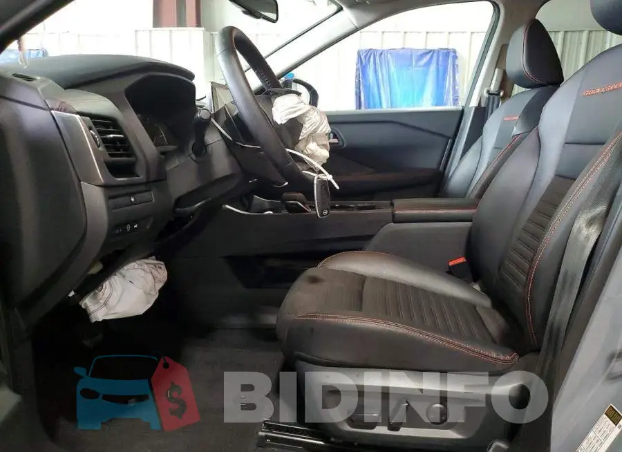 5N1BT3BB4SC818134 Photo# 7