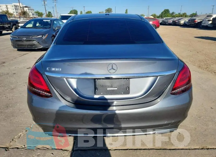 55SWF8DB1KU286799 Photo# 6
