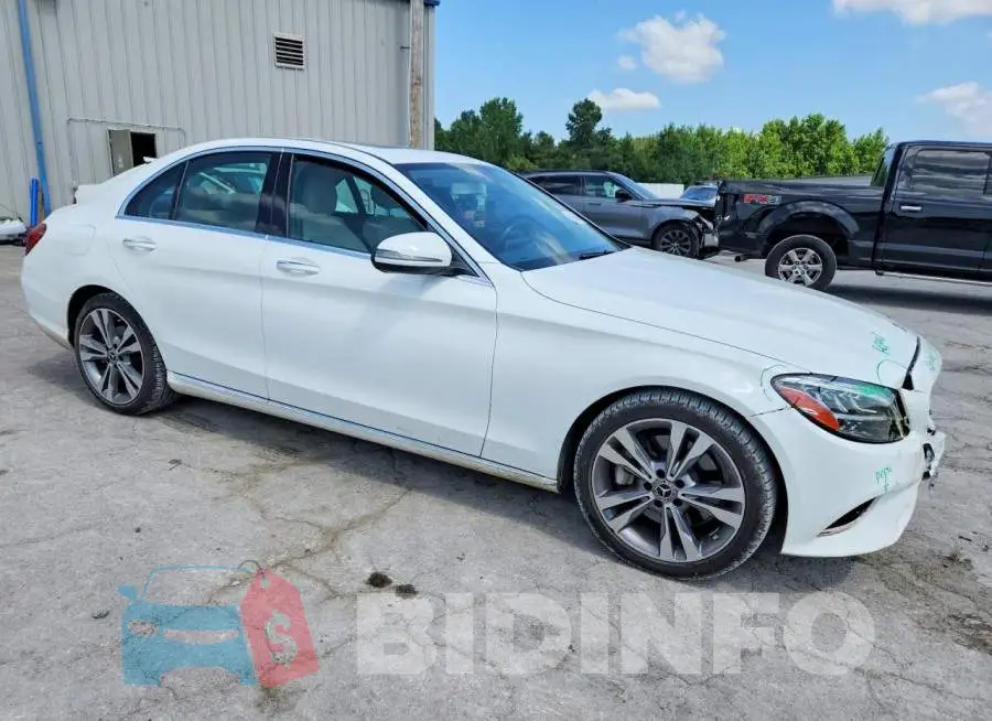 55SWF8DB1KU296426 Photo# 4