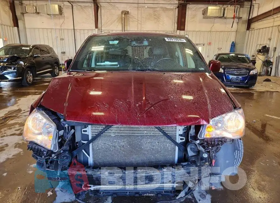 2C4RDGCGXKR701196 Photo# 5