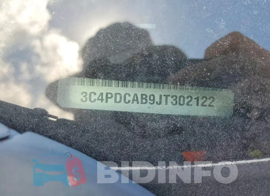 3C4PDCAB9JT302122 Photo# 13