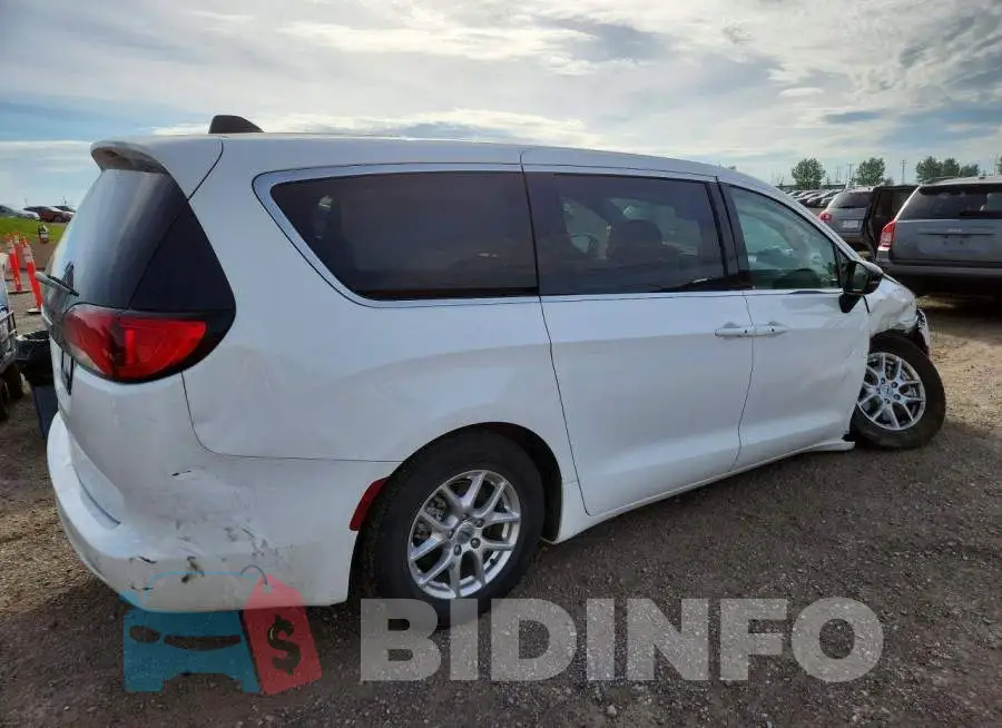 2C4RC1ZG5RR158938 Photo# 3