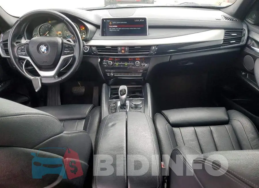 5UXKU2C5XJ0X48237 Photo# 8