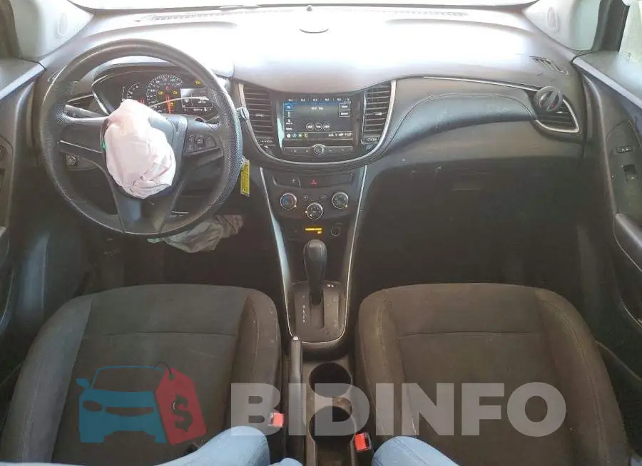 KL7CJNSB6JB700176 Photo# 8