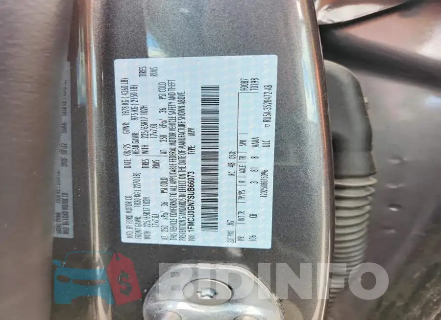 1FMCU0GN7SUB66073 Photo# 13