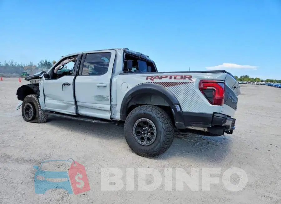 1FTFW1RG1RFB64768 Photo# 2