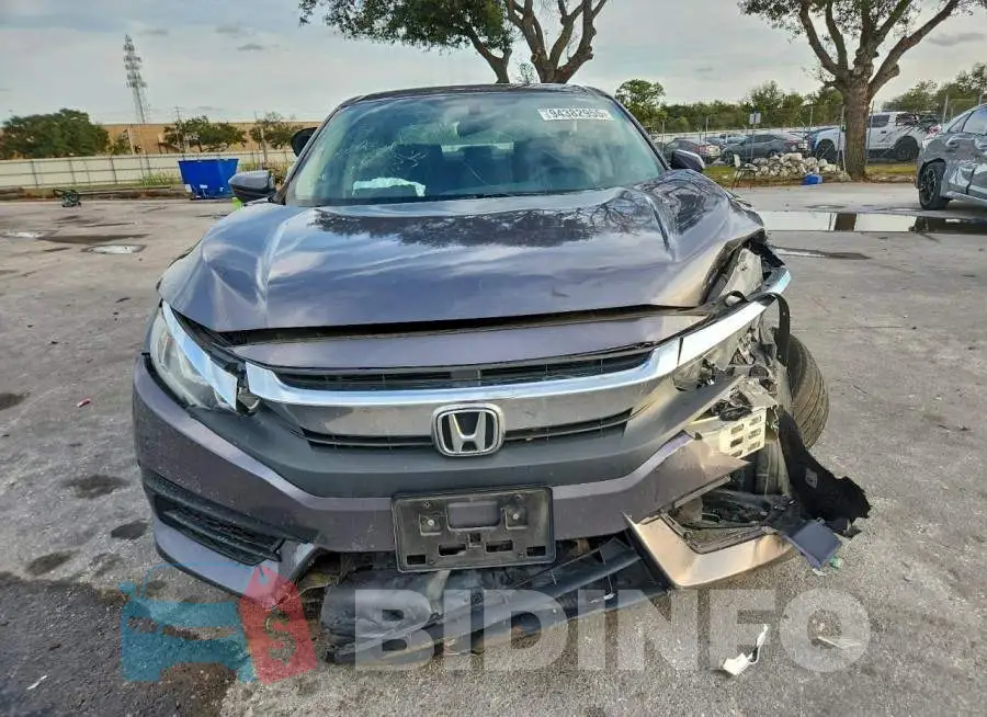 19XFC2F55JE030247 Photo# 5